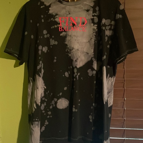 Chemistry t shirt find balance - Picture 2 of 2